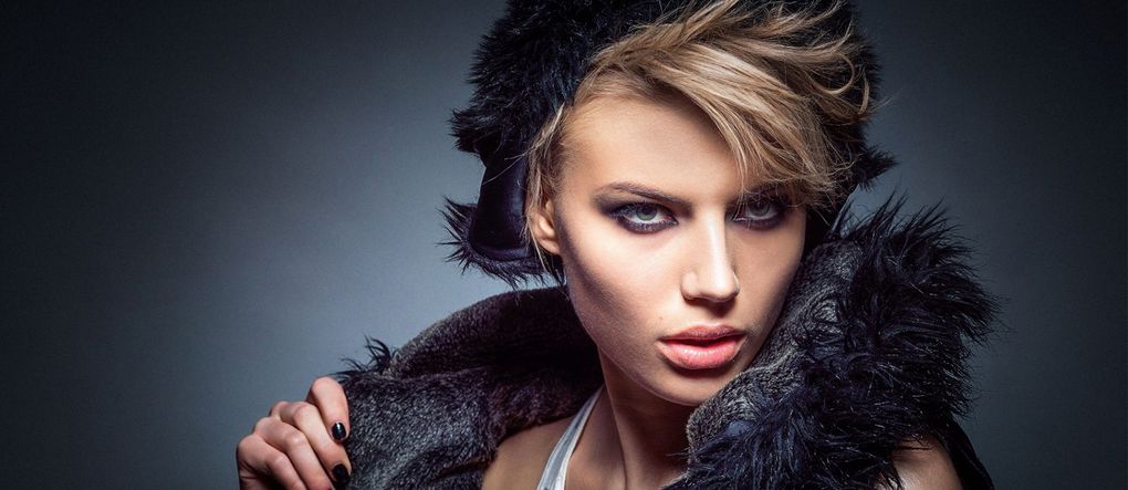 Weit hinten, hinter den Wortbergen, fern der Länder Vokalien und Konsonantien leben die Blindtexte.